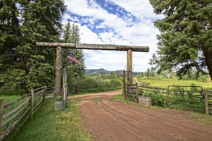 Picture of ranch gate on land for sale