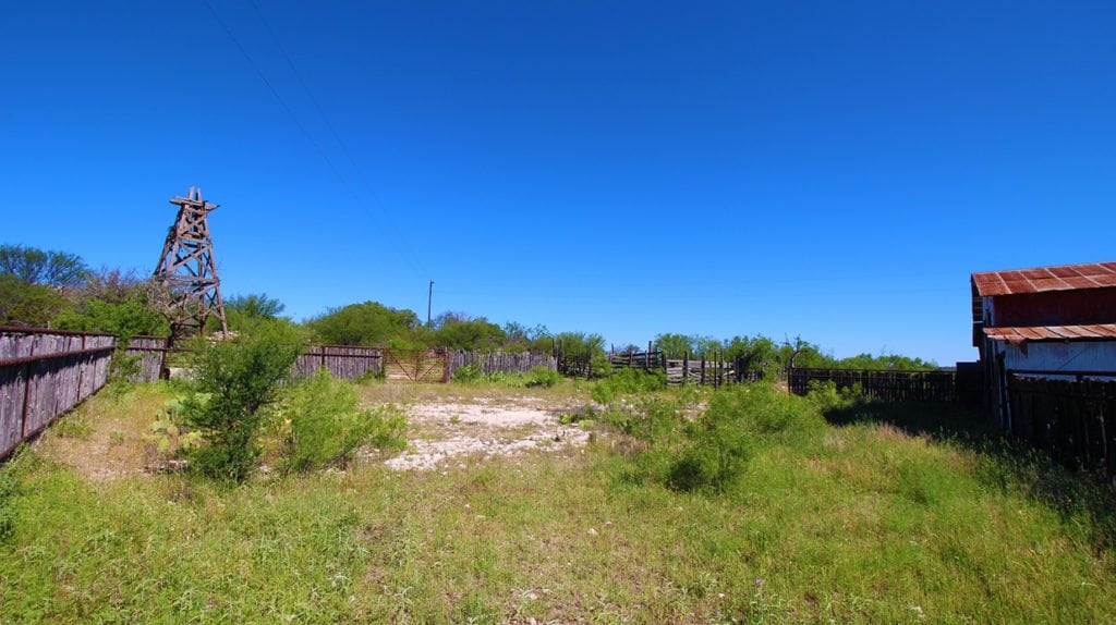 Comstock Ranch sale, Dullnig Ranches