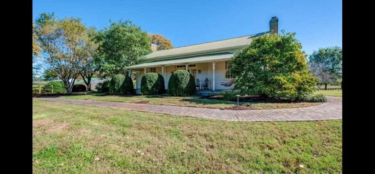 Historic Peacock Inn for sale, Williamson County, Tennessee