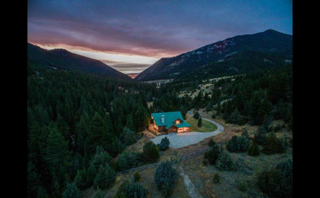 View of log home at Lone View Ranch, Montana