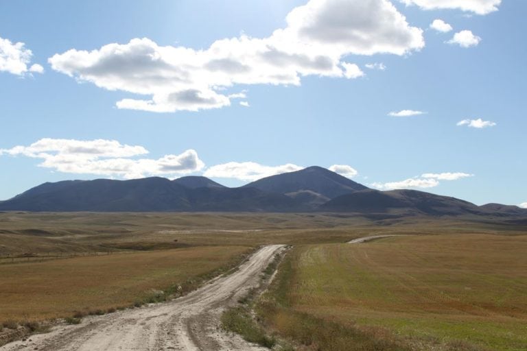 Image of farm in northern Montana's Sweet Grass Hills region