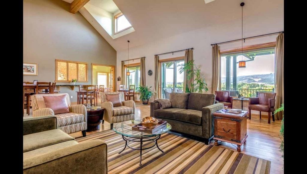 Living area in B&B for sale in Willamette Valley Wine Region, Oregon